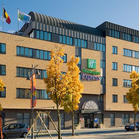 Holiday Inn Express Hasselt, An Ihg Hotel Εξωτερικό φωτογραφία