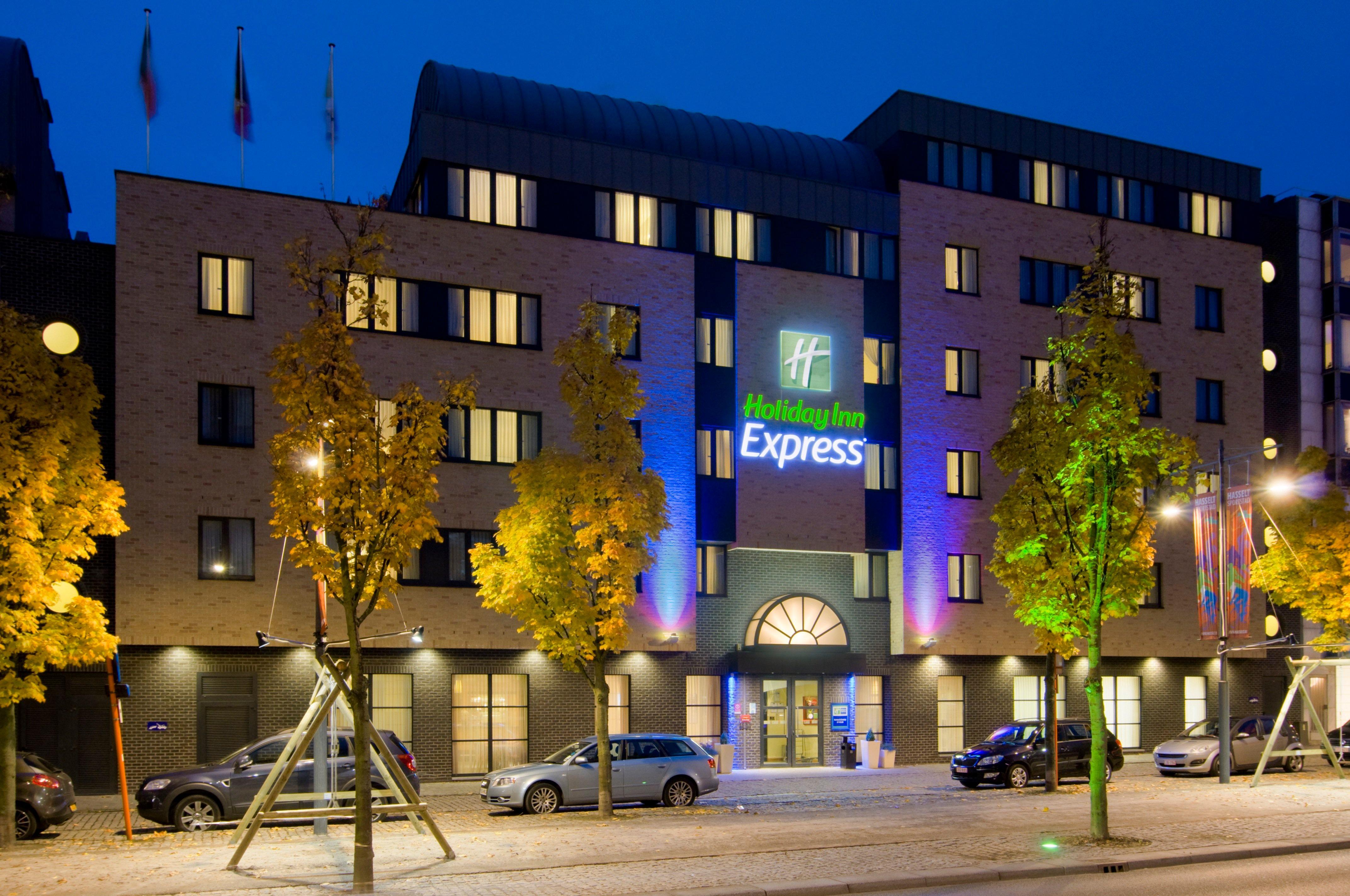 Holiday Inn Express Hasselt, An Ihg Hotel Εξωτερικό φωτογραφία