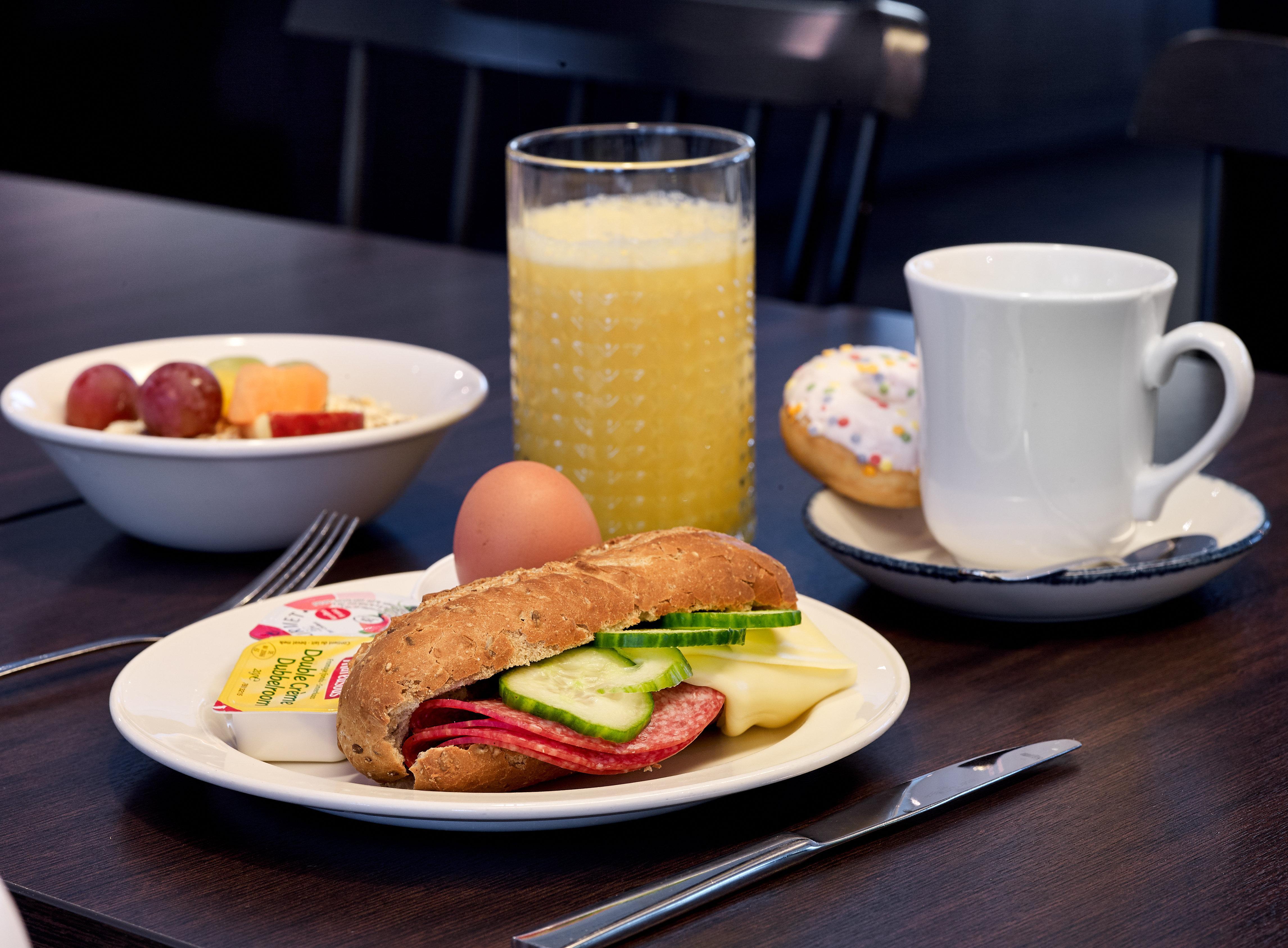 Holiday Inn Express Hasselt By Ihg Εξωτερικό φωτογραφία