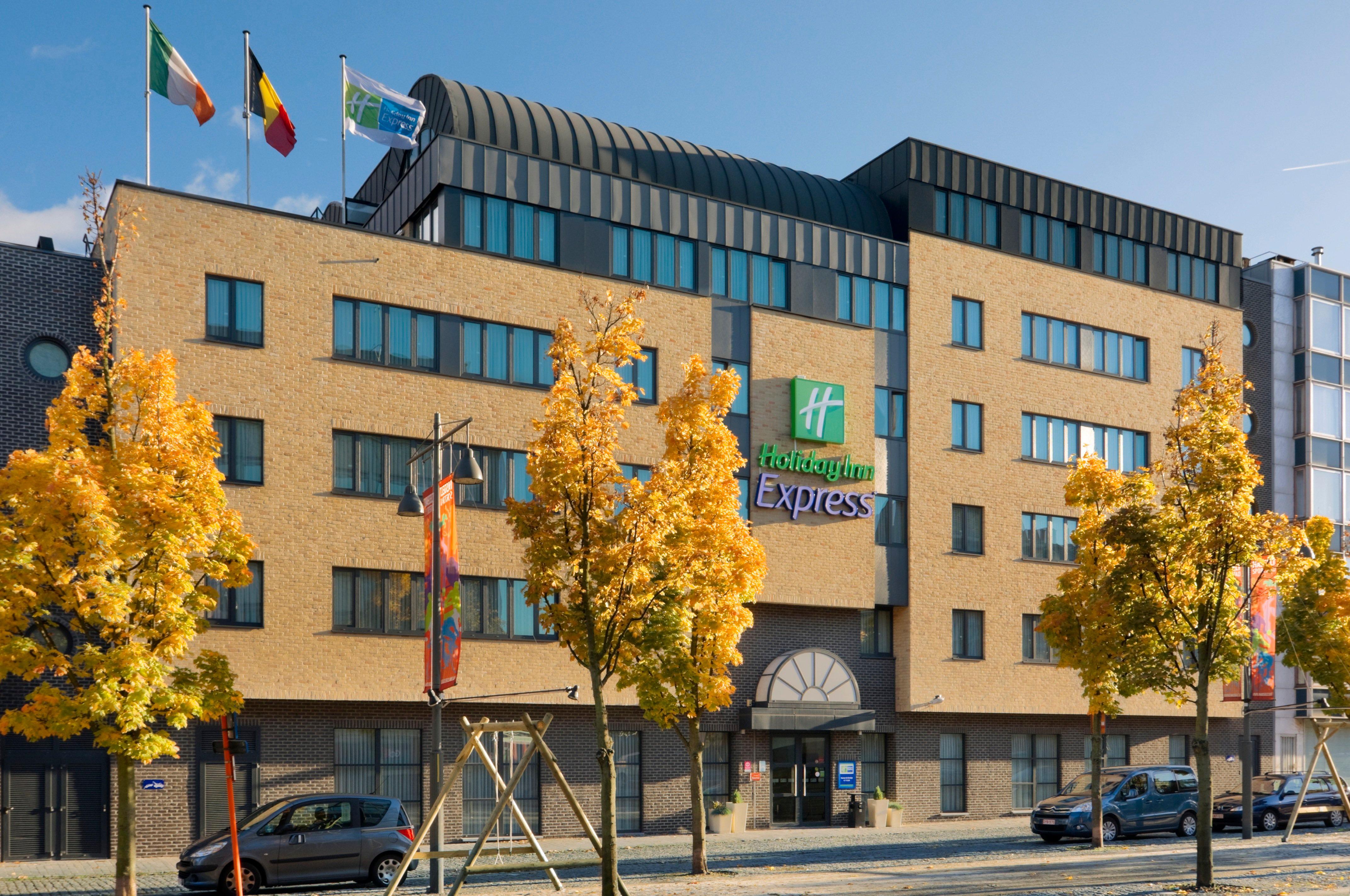 Holiday Inn Express Hasselt, An Ihg Hotel Εξωτερικό φωτογραφία