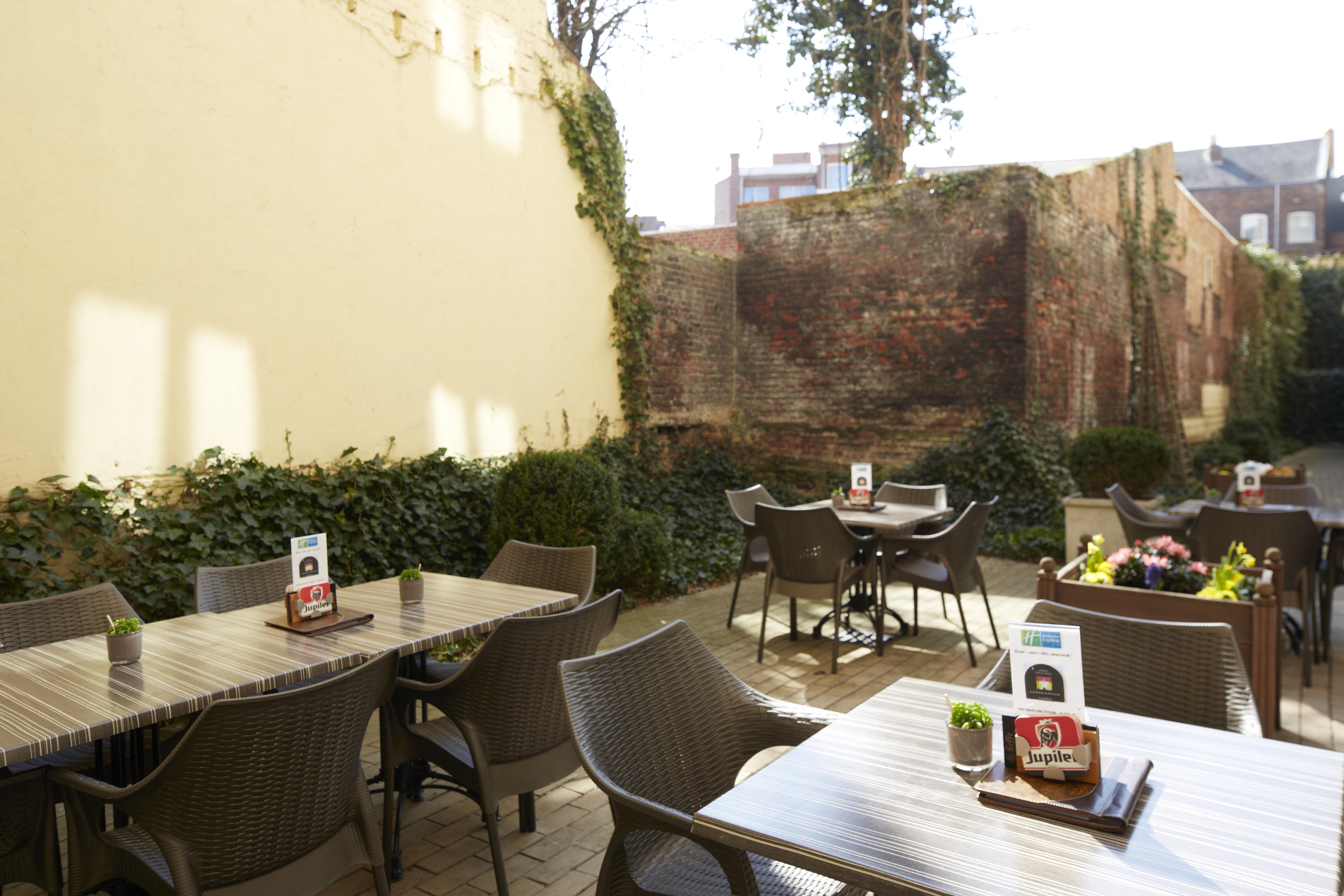 Holiday Inn Express Hasselt By Ihg Εξωτερικό φωτογραφία