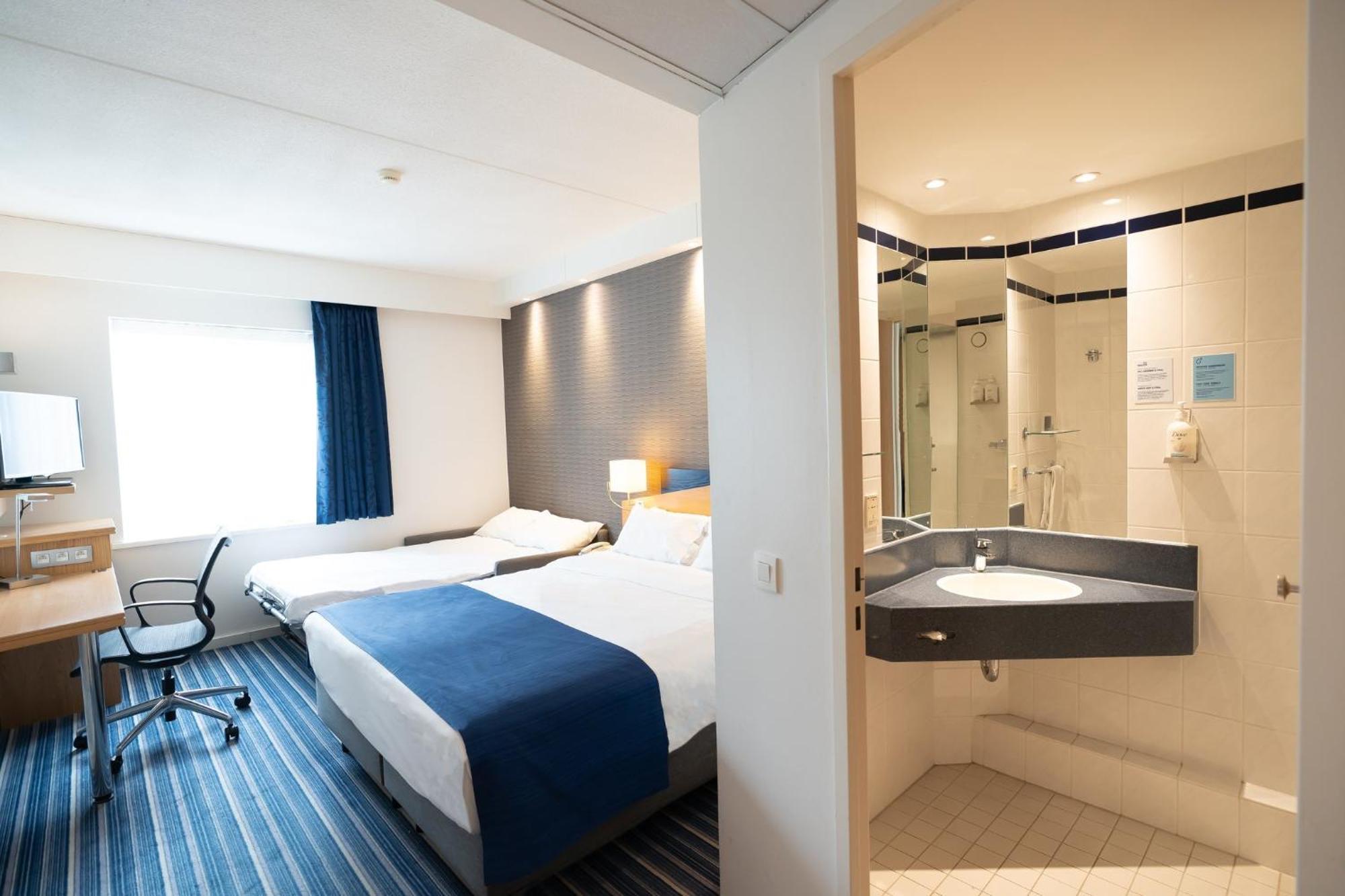 Holiday Inn Express Hasselt, An Ihg Hotel Εξωτερικό φωτογραφία