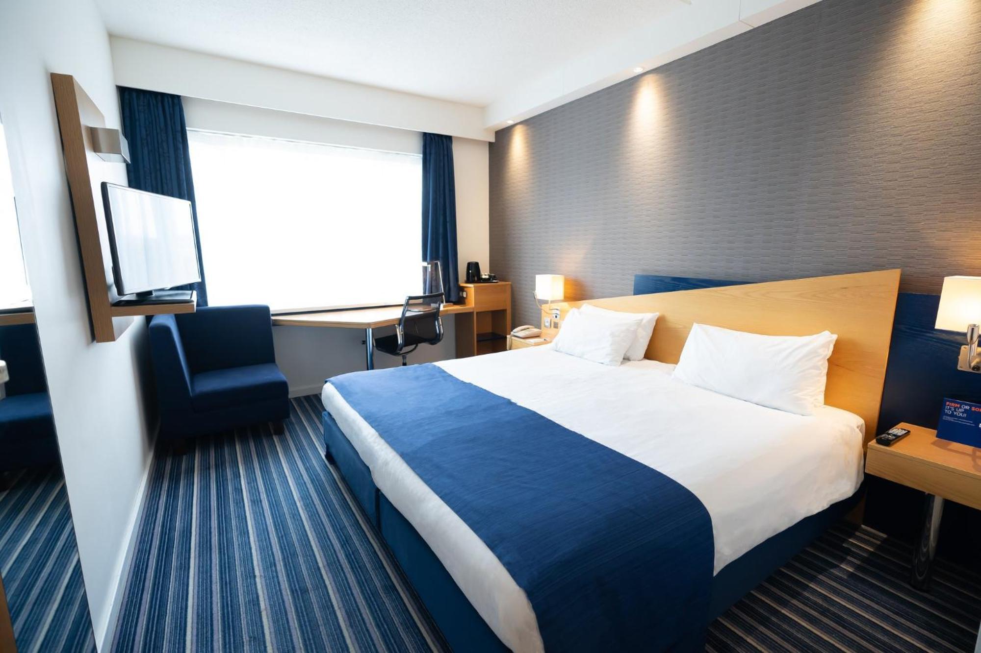 Holiday Inn Express Hasselt By Ihg Εξωτερικό φωτογραφία
