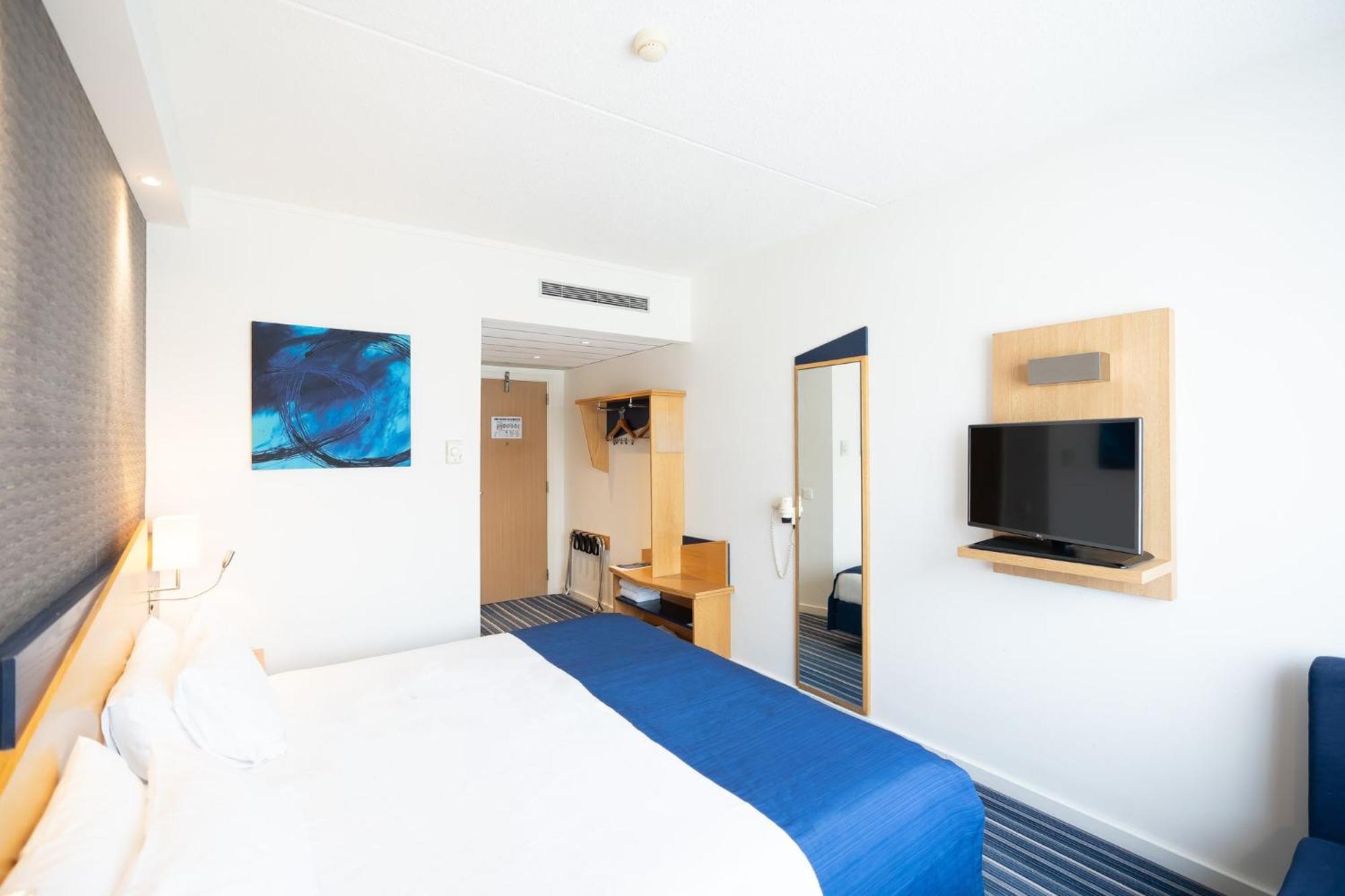 Holiday Inn Express Hasselt By Ihg Εξωτερικό φωτογραφία
