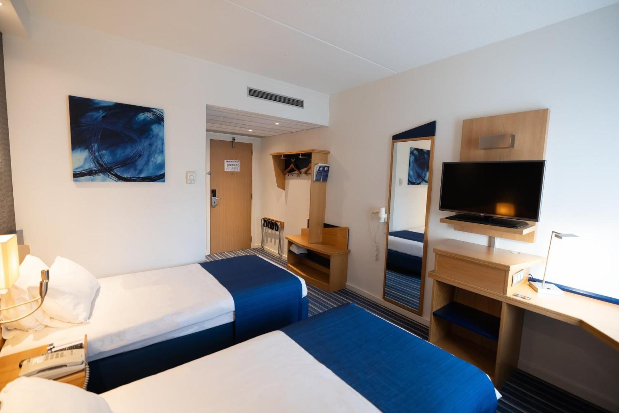 Holiday Inn Express Hasselt By Ihg Εξωτερικό φωτογραφία